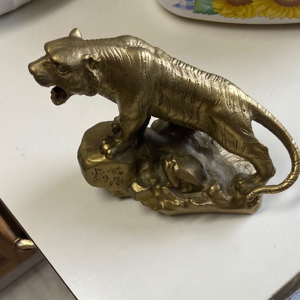 Vintage tiger
